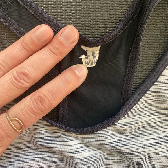 UNDER ARMOUR Sports Bra - M - Picture 4 of 6